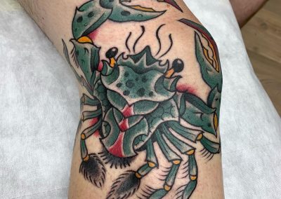 crab tattoo traditional neotraditional tattoo Zürich Uster tattoo studio color tattoo classic tattoo